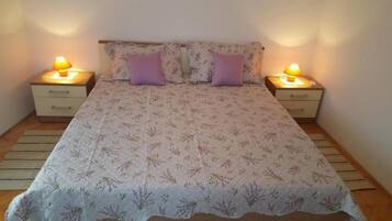 House, Smoking | 3 bedrooms