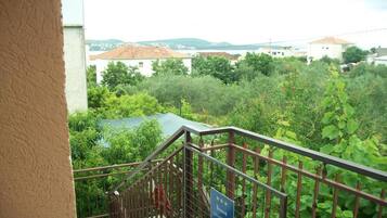 Apartamento, para fumantes | 2 quartos