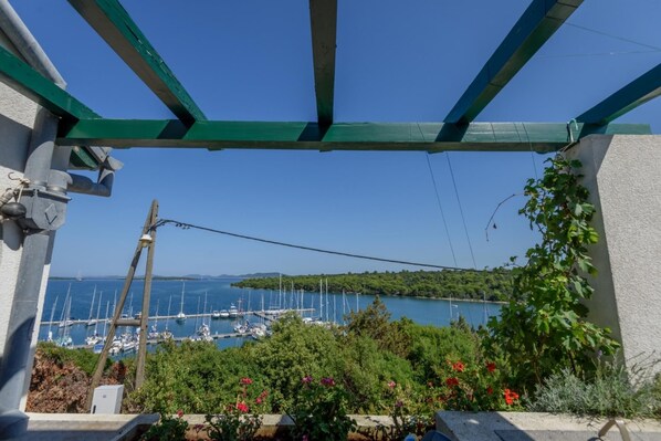 Maison, fumeurs | 2 chambres