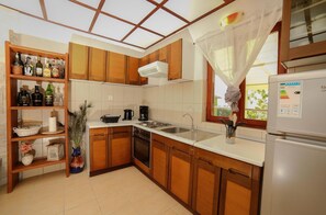 House, Smoking | 2 bedrooms - Holiday Houses, Villas Mario - With Pool (Supetar)