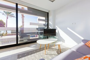 Smart TV 42 pulgadas con canales de televisión digitales