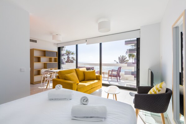Panoramic Apartment - Seafront Calabeach (Rincon de la Victoria)