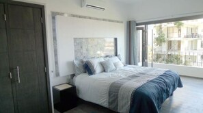 1 habitación, escritorio y wifi 