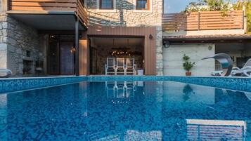 3 عدّة غرف نوم