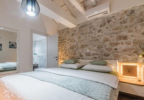 House | 3 bedrooms - Holiday Houses, Villas Leonarda - Luxury Stone House (Vinodol)