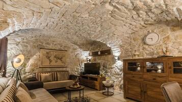 3 عدّة غرف نوم