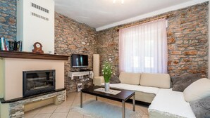 House | 3 bedrooms - Holiday Houses, Villas Tihomir - With Pool (Promina)