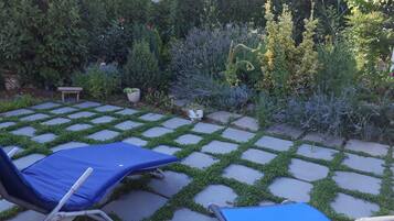 Apartment, Smoking | Exterior