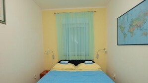 Apartamento, para fumantes | 2 quartos