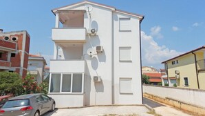 Apartamento, para fumantes | 2 quartos