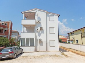 Apartamento, para fumantes | 2 quartos