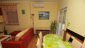 Apartamento, para fumantes | 2 quartos