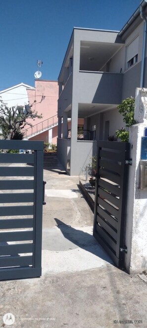 Apartment, Smoking | 3 bedrooms - Apartments Franka - 70 m From sea (Zadar)