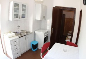 Apartment | 2 bedrooms - Apartments Jasna - 300 m From sea (Jelsa)