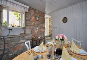 House, Smoking | 2 bedrooms - Holiday Houses, Villas Gari - 5 m From sea (Milna)