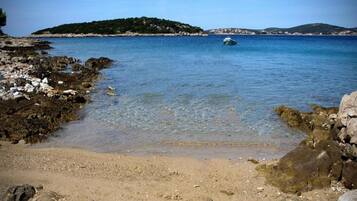 Apartment, Smoking | Exterior