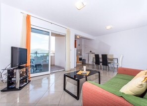 Apartment, Smoking - Apartments Slavica - 70 m From the Beach (Okrug)