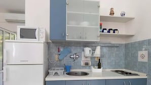 Apartment - Apartments Blue - 100 m From Sandy Beach (Podgora)