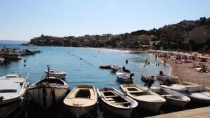 Apartment - Apartments Blue - 100 m From Sandy Beach (Podgora)