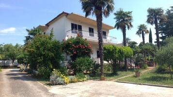 Apartment | Exterior