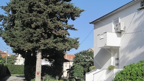 3 bedrooms - Apartments Ivan - With Large Terrace (Zadar)