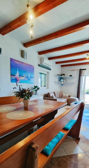 Casa, para fumantes | 2 quartos