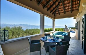 Casa, para fumantes | 2 quartos
