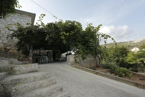 Apartment, Smoking | 3 bedrooms