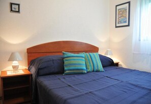 2 bedrooms - Apartments Vlatko - 100 m From sea (Solta)