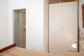 2 bedrooms - Apartments Nediljka - in old Part of Town (Stari Grad)