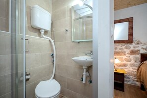 2 عدّة غرف نوم