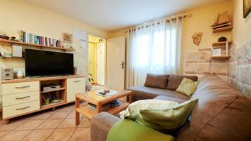 House, Smoking | 3 bedrooms