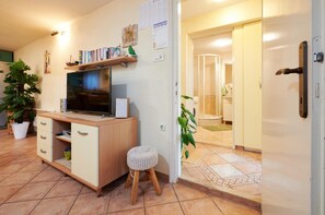 House, Smoking | 3 bedrooms