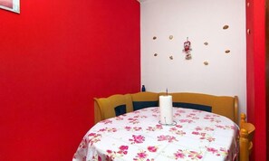 2 bedrooms - Apartments Bepoto - Family Apartment With Terrace (Trogir)