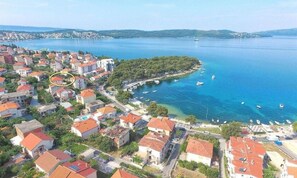 Exterior - Apartments Bepoto - Family Apartment With Terrace (Trogir)