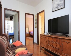 Apartment, Smoking | 1 bedroom