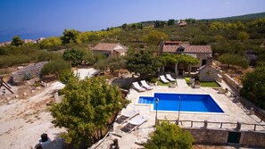 House, Smoking | Exterior - Holiday Houses, Villas Toni - Luxurious and Fully Equipped (Supetar)