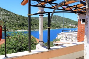 Apartamento, fumadores | 3 dormitorios
