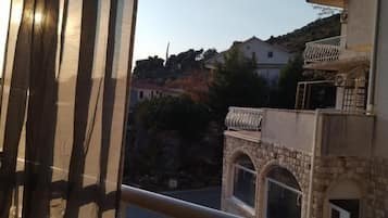 Apartment, Smoking | 1 bedroom