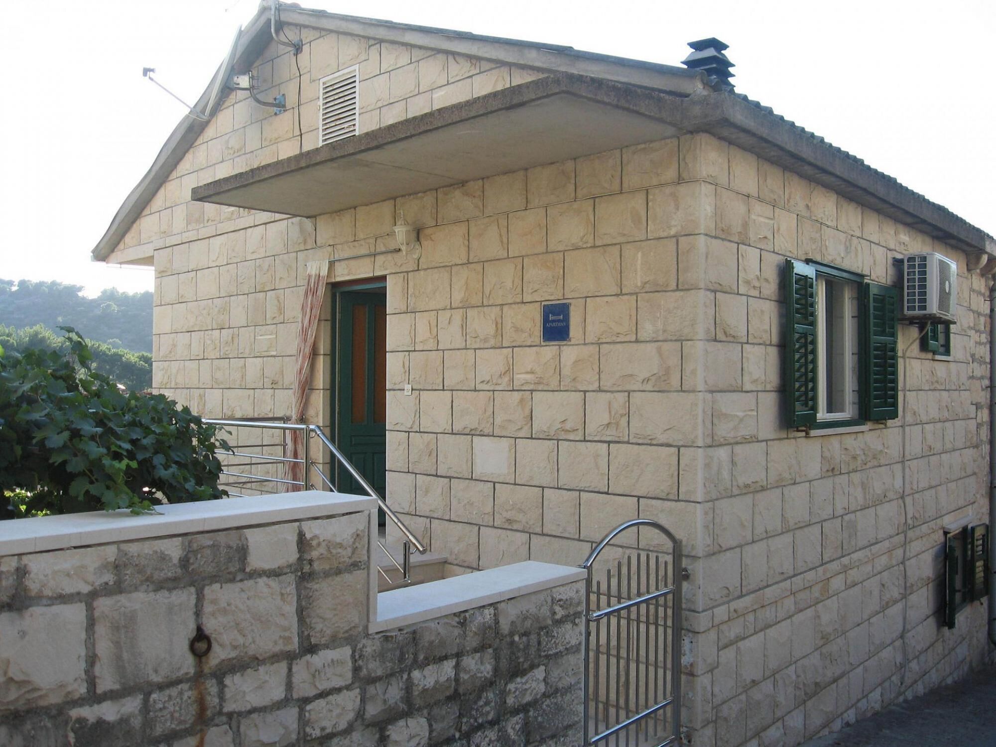 Căn hộ, hút thuốc | 2 phòng ngủ 