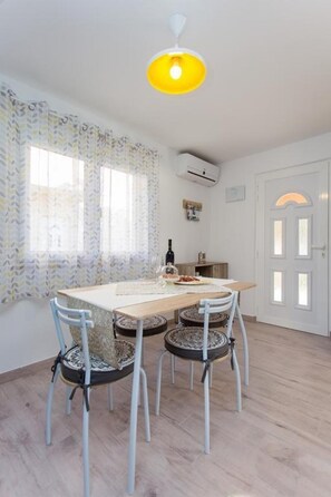 House, Smoking | 1 bedroom - Holiday Houses, Villas Cosa Nostra (Kastela)