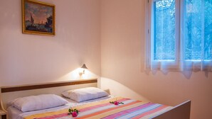 2 bedrooms - Apartments Hajdi - With Large Terrace (Pucisca)
