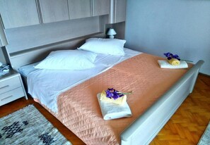 House, Smoking | 2 bedrooms - Holiday Houses, Villas Tomislav - 100 m From sea (Seget)