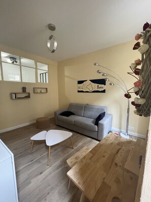 Living area - T2 Rénové Hyper Centre, à 50 m de la Cathédrale (Rodez)