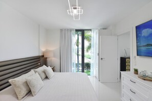 3 slaapkamers, een strijkplank/strijkijzer, wifi, beddengoed