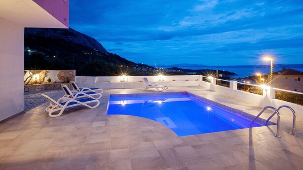 Unclassified image, 1 of 34, button - Holiday Houses, Villas Sandra - With Pool (Makarska)