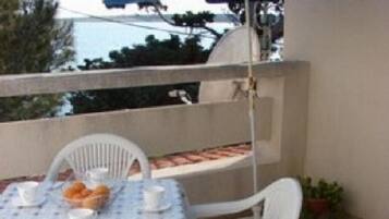 Apartment, Smoking | 1 bedroom