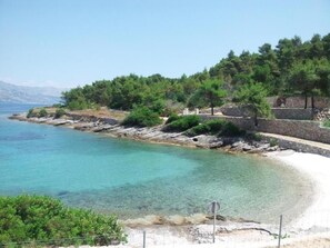 House, Smoking | 1 bedroom - Holiday Houses, Villas Branko - Large Terrace (Postira)
