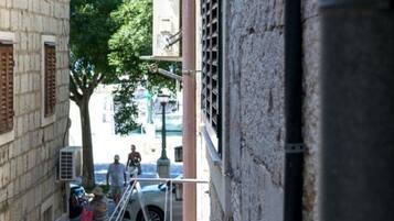 Appartement, fumeurs | 3 chambres