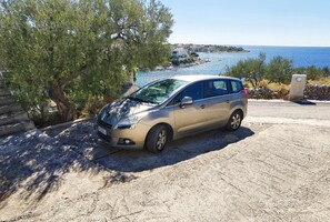 House - Holiday Houses, Villas Marija - Beautiful Location Close to the sea (Rogoznica)